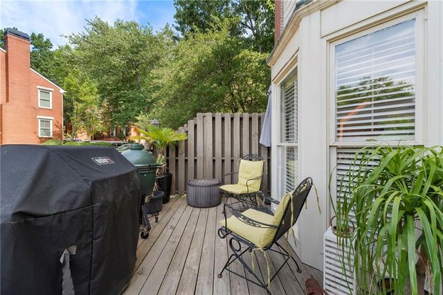 1404 Defoors Mill Drive NW, Atlanta, GA 30318