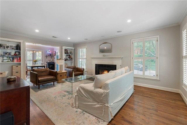 1404 Defoors Mill Drive NW, Atlanta, GA 30318