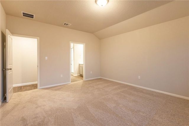 612 Roaring Fork LN, Bastrop, TX 78602