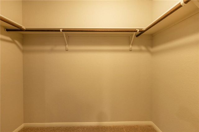 612 Roaring Fork LN, Bastrop, TX 78602