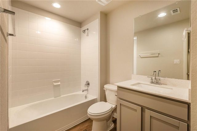 612 Roaring Fork LN, Bastrop, TX 78602