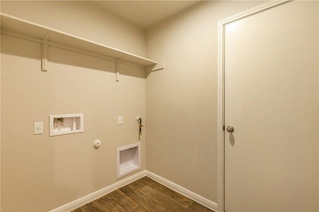 612 Roaring Fork LN, Bastrop, TX 78602