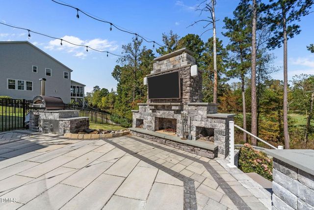 213 Lofty Oak Lane, Holly Springs, NC 27540