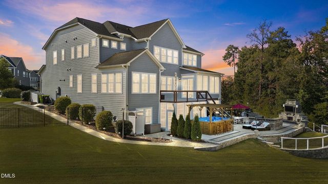 213 Lofty Oak Lane, Holly Springs, NC 27540