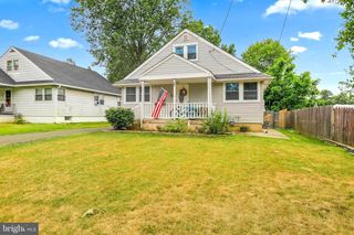 23 S BROWNING AVE, Somerdale, NJ 08083