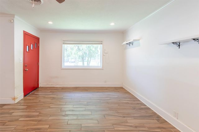 6131 Grape Street, Houston, TX 77074