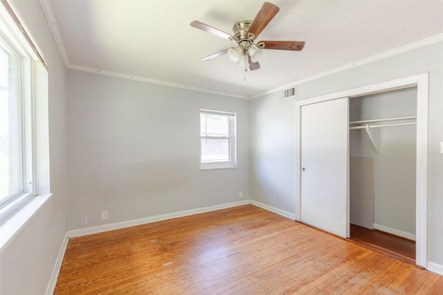 6131 Grape Street, Houston, TX 77074
