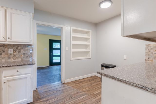 6131 Grape Street, Houston, TX 77074