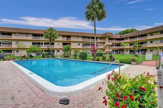 5300 Washington St T220, Hollywood, FL 33021