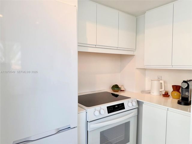 8911 Collins Ave 401, Surfside, FL 33154