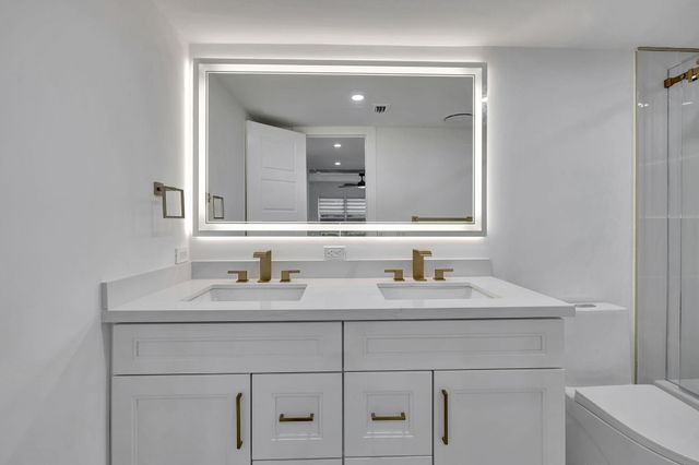 3100 N Palm Aire Drive 106, Pompano Beach, FL 33069