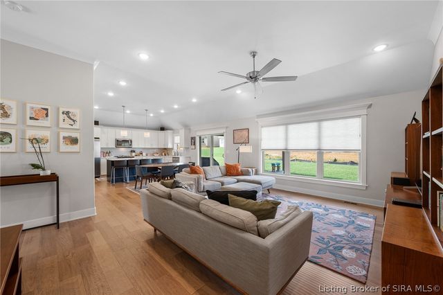 3012 Bridlewood Lane, New Albany, IN 47150