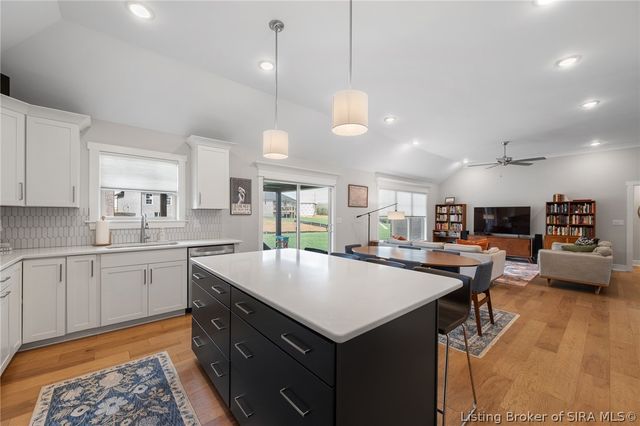 3012 Bridlewood Lane, New Albany, IN 47150