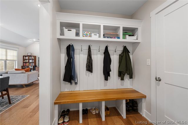 3012 Bridlewood Lane, New Albany, IN 47150