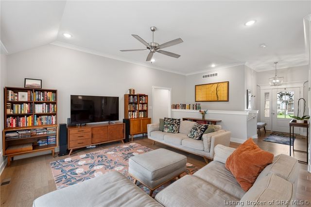 3012 Bridlewood Lane, New Albany, IN 47150