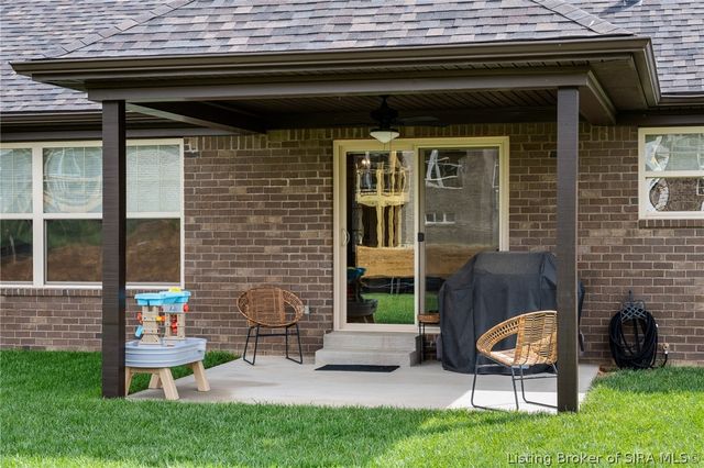 3012 Bridlewood Lane, New Albany, IN 47150