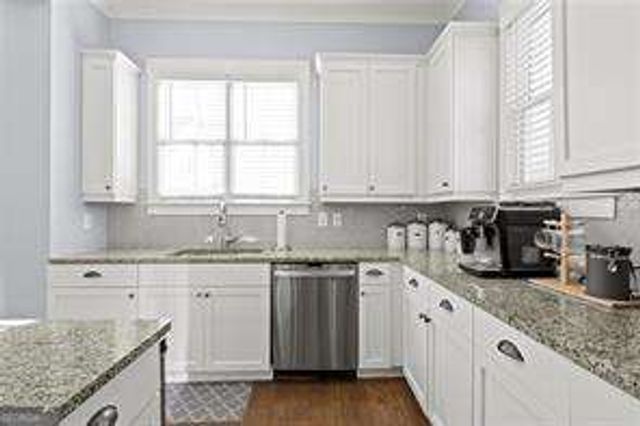 1907 Kings Cross NW, Atlanta, GA 30318