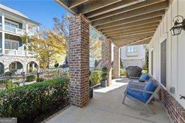 1907 Kings Cross NW, Atlanta, GA 30318