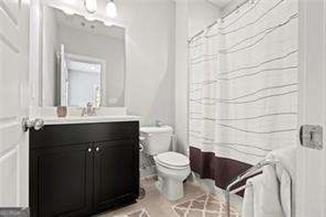 1907 Kings Cross NW, Atlanta, GA 30318