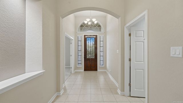 842 Santa Cruz, New Braunfels, TX 78132