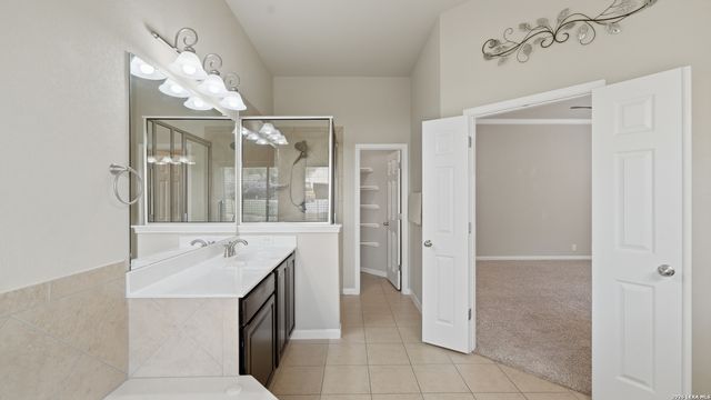 842 Santa Cruz, New Braunfels, TX 78132