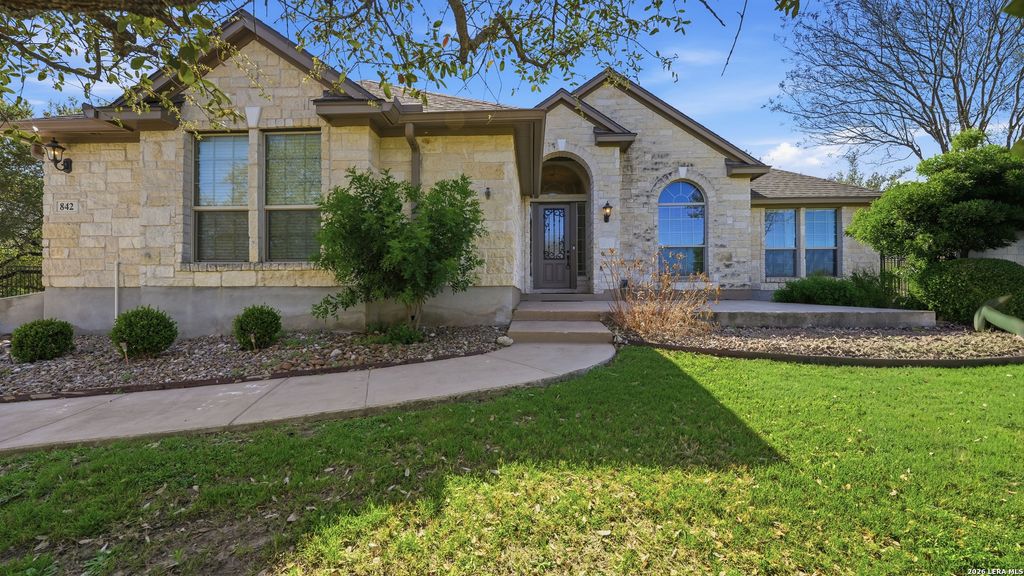 842 Santa Cruz, New Braunfels, TX 78132