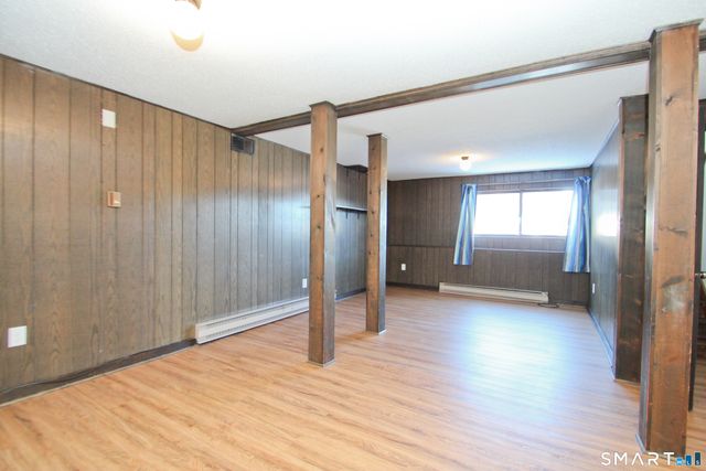 29 Salmon Run 29, Suffield, CT 06078