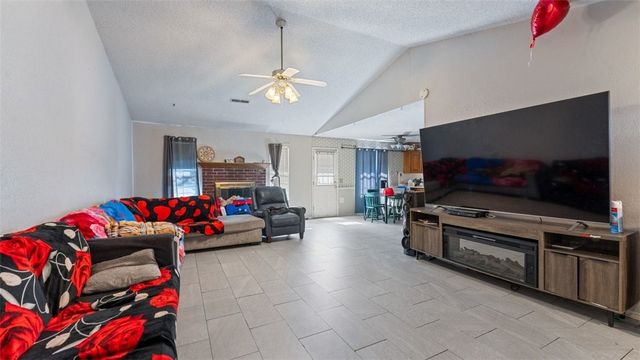 2415 Cardinal Drive, Springdale, AR 72764