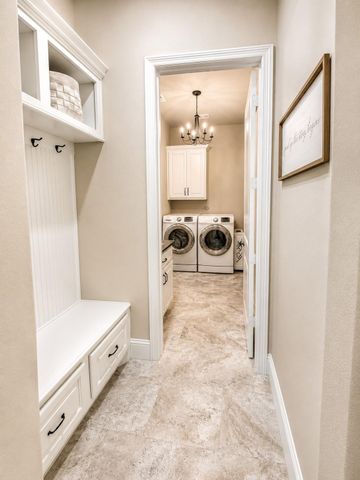 105 Golden Bush Place, Montgomery, TX 77316