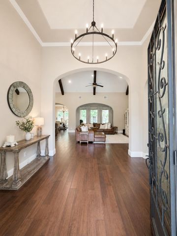 105 Golden Bush Place, Montgomery, TX 77316