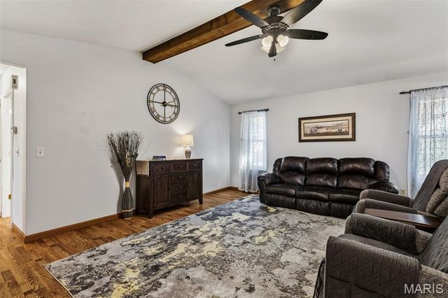 145 Universal Drive, St Peters, MO 63376