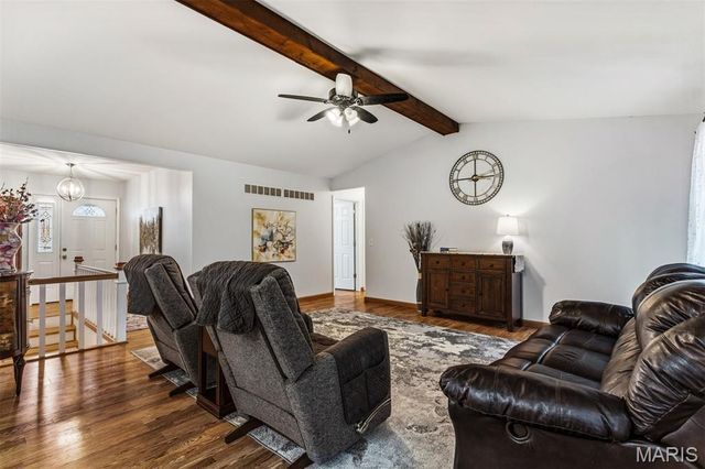 145 Universal Drive, St Peters, MO 63376