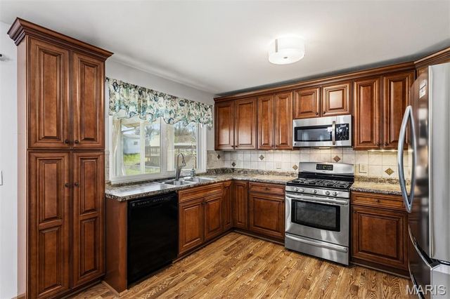 145 Universal Drive, St Peters, MO 63376