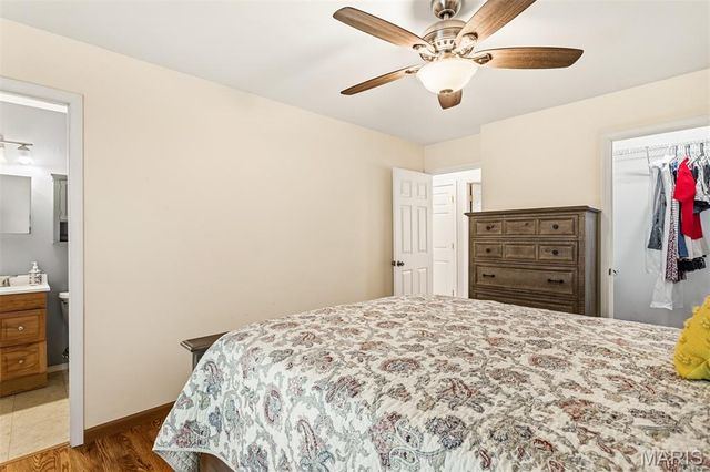 145 Universal Drive, St Peters, MO 63376