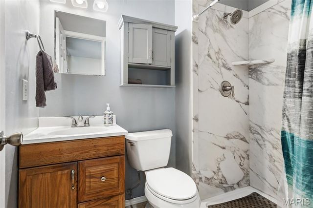 145 Universal Drive, St Peters, MO 63376