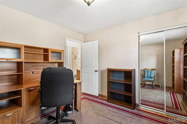 145 Universal Drive, St Peters, MO 63376