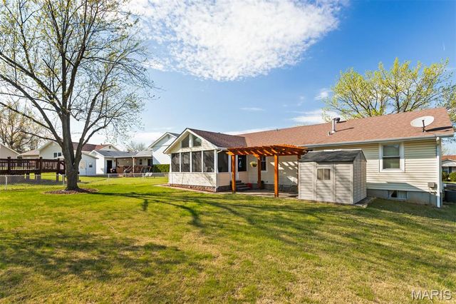 145 Universal Drive, St Peters, MO 63376