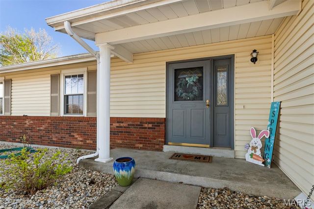 145 Universal Drive, St Peters, MO 63376