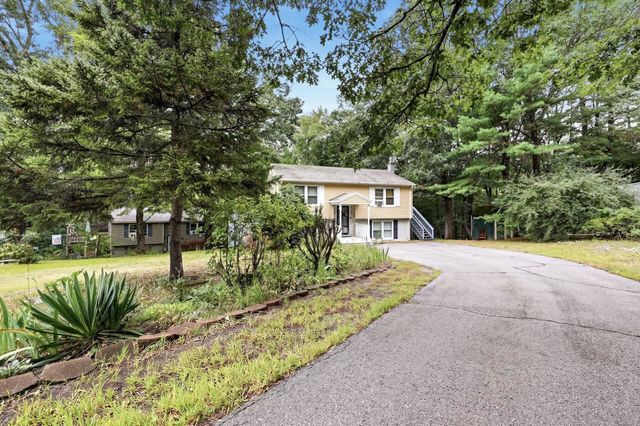 29 Hersey Lane, Newmarket, NH 03857