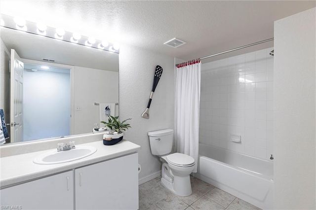 8274 Key Royal CIR 1036, Naples, FL 34119