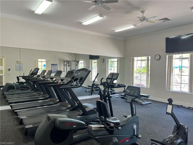 8274 Key Royal CIR 1036, Naples, FL 34119