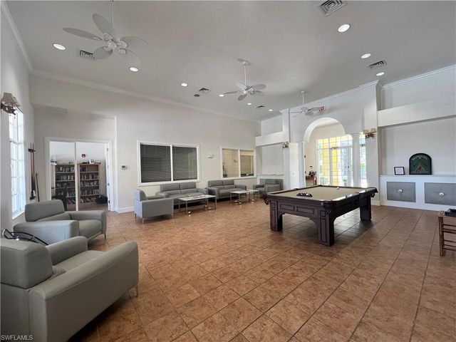 8274 Key Royal CIR 1036, Naples, FL 34119