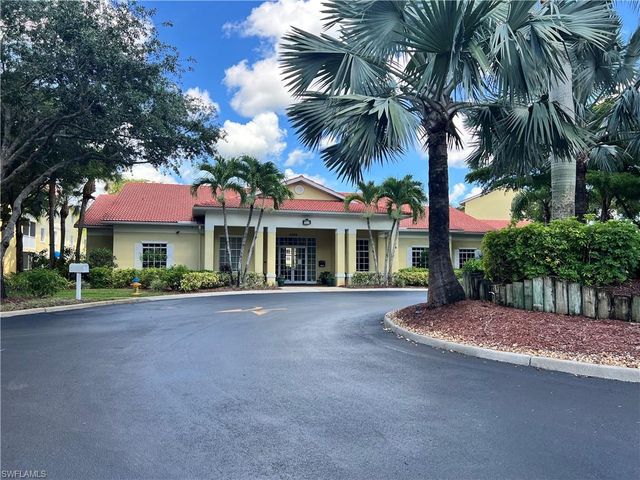 8274 Key Royal CIR 1036, Naples, FL 34119