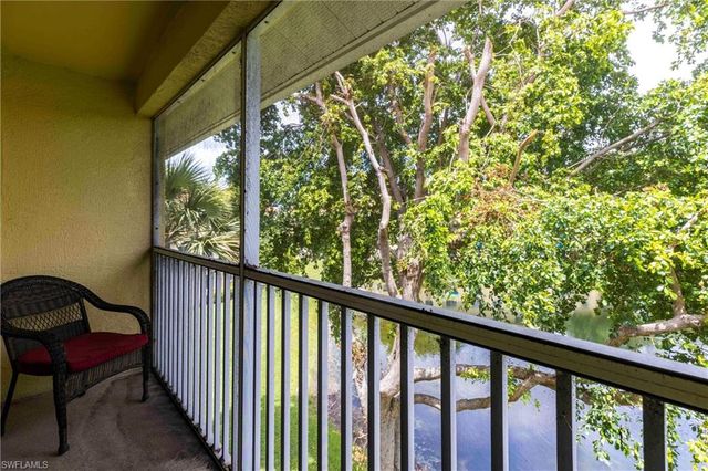8274 Key Royal CIR 1036, Naples, FL 34119