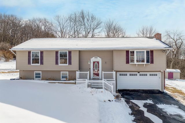 55 High View Circle, Gilford, NH 03249
