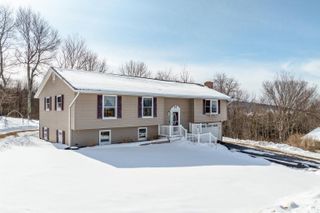 55 High View Circle, Gilford, NH 03249