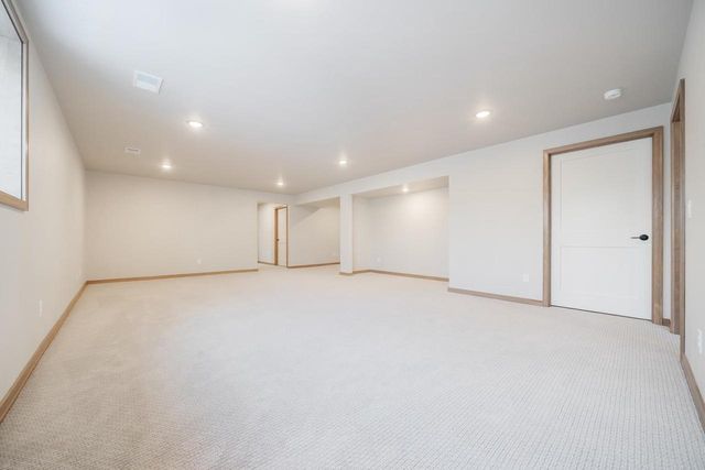 2564 N STELLITA CIRCLE, De Pere, WI 54115