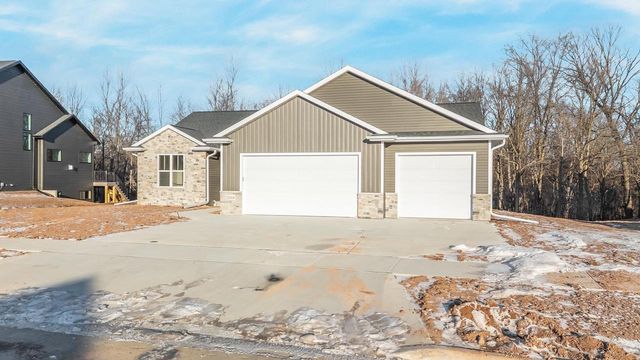 2564 N STELLITA CIRCLE, De Pere, WI 54115