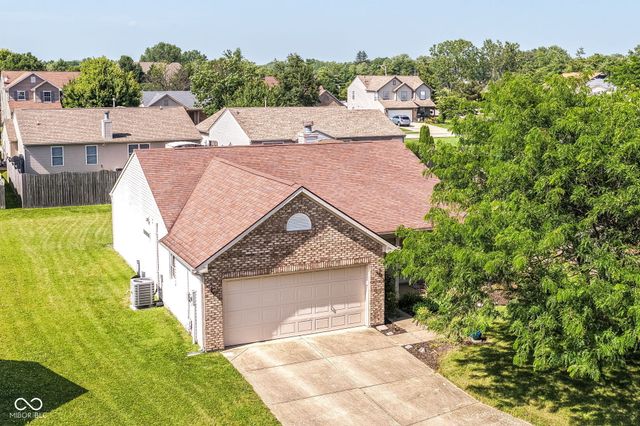 1214 Stonebridge Drive, Anderson, IN 46013