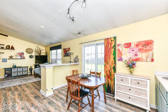 1214 Stonebridge Drive, Anderson, IN 46013